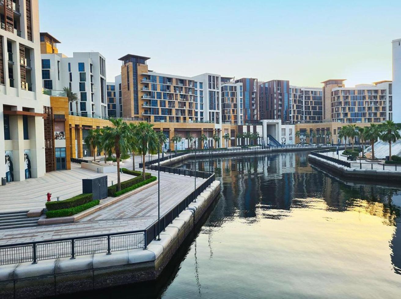 Grand Kingsgate Jaddaf Waterfront Hotel By Millennium 迪拜 外观 照片